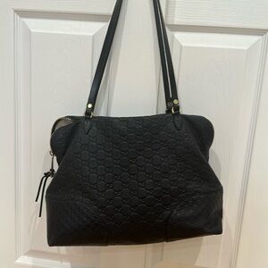 GUCCI 323673 Guccissima Medium Bree Shoulder Bag Black